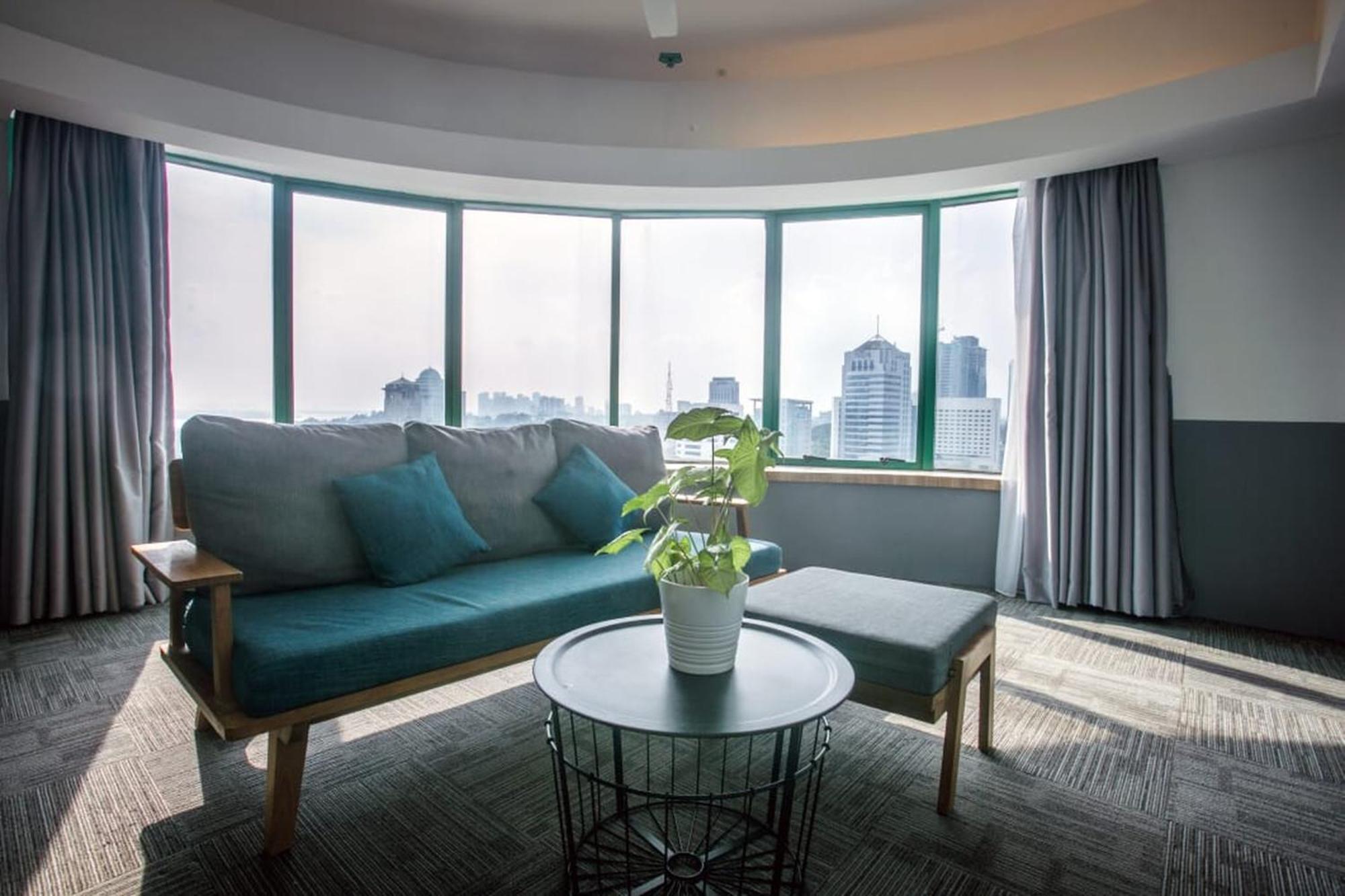 Z Hotel Johor Bahru Exterior photo